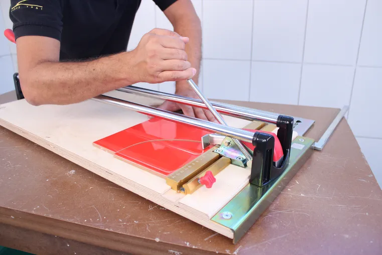 Cortador Manual de Ladrilhos e Azulejos RUBI Cortador Manual Tf Meister-60 15 Mm 550 Kg