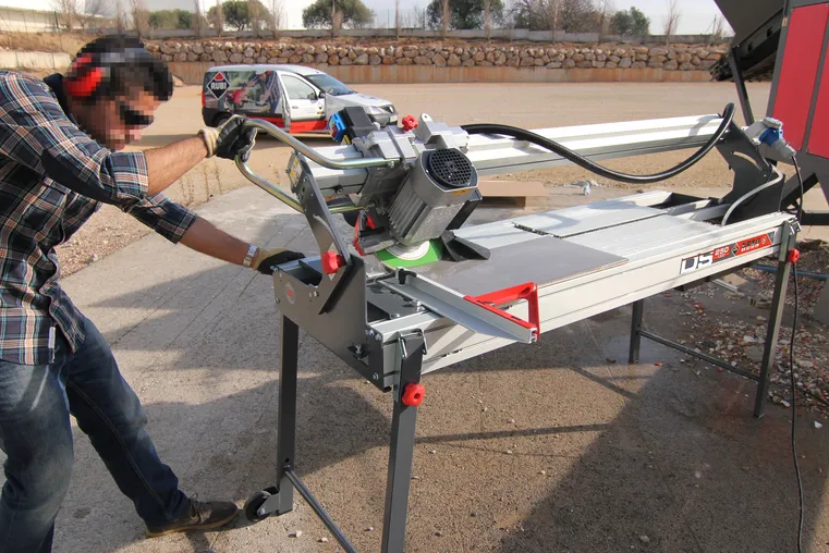 Cortador Manual de Ladrilhos e Azulejos RUBI Cortador Eléctrico Ds-250 1300 Laser&level 380V 50HZ 3F