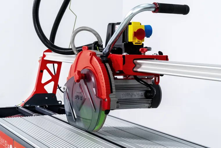 Equipamento Profissional RUBI Dc-250 Python 1200 230V 50HZ Cpa 250 Spr 230v-50hz. 2790 121cm