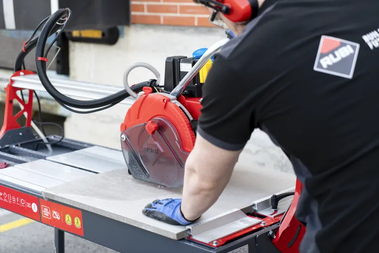 Equipamento Profissional RUBI Dc-250 Python 850 110V 50HZ 110v-50hz 2790 85,5cm