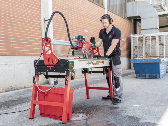 Cortador Manual de Ladrilhos e Azulejos RUBI Cortadores Elétricos Dcx-250 Xpert 1550 220v-60hz. 3350 155cm