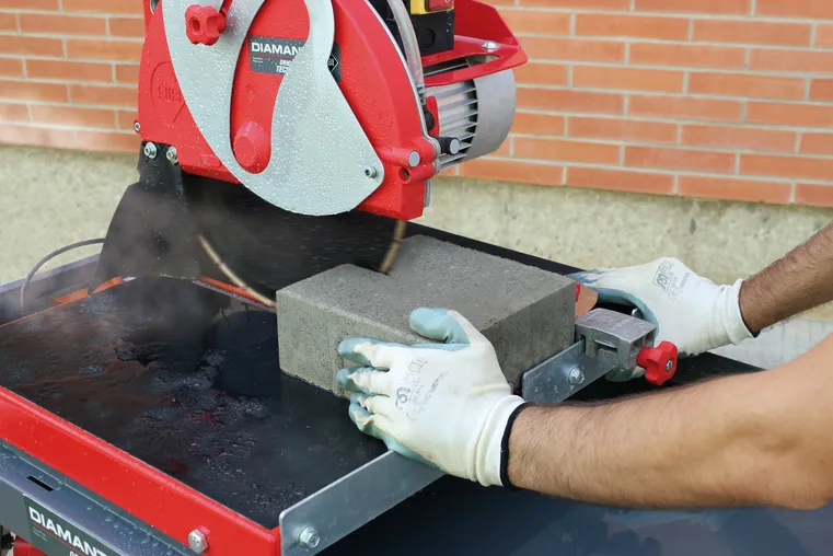 Cortador Manual de Ladrilhos e Azulejos RUBI Cortador Eléctrico Dr-350 230v-50hz 230v-50 Hz. 2800 71,5cm