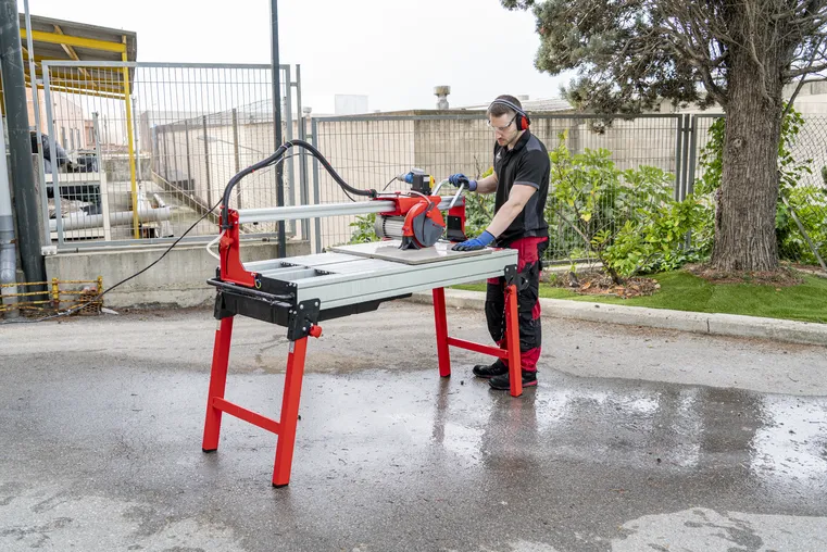 Cortador Manual de Ladrilhos e Azulejos RUBI Cortador Eléctrico Ds-250-n 1000 Laser&level 230v-50hz 230v-50 Hz. 2800 102cm